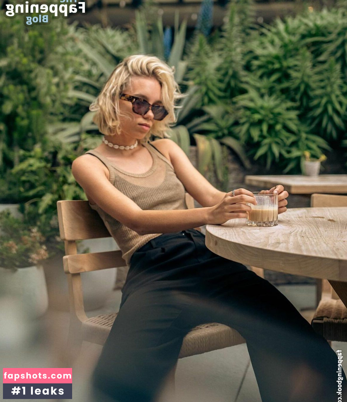 Lena Mantler nude babe gallery