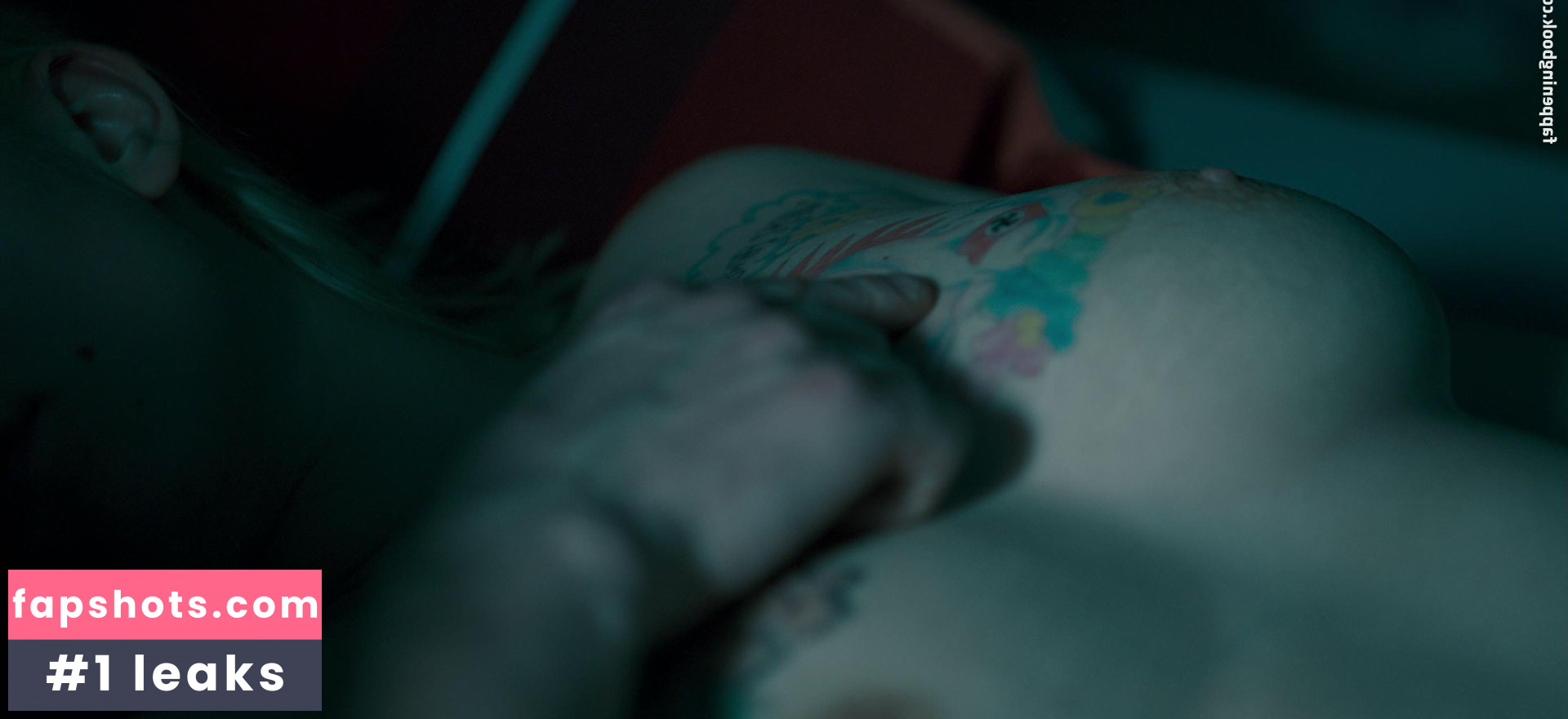 Lena Schmidtke gallery photo #3