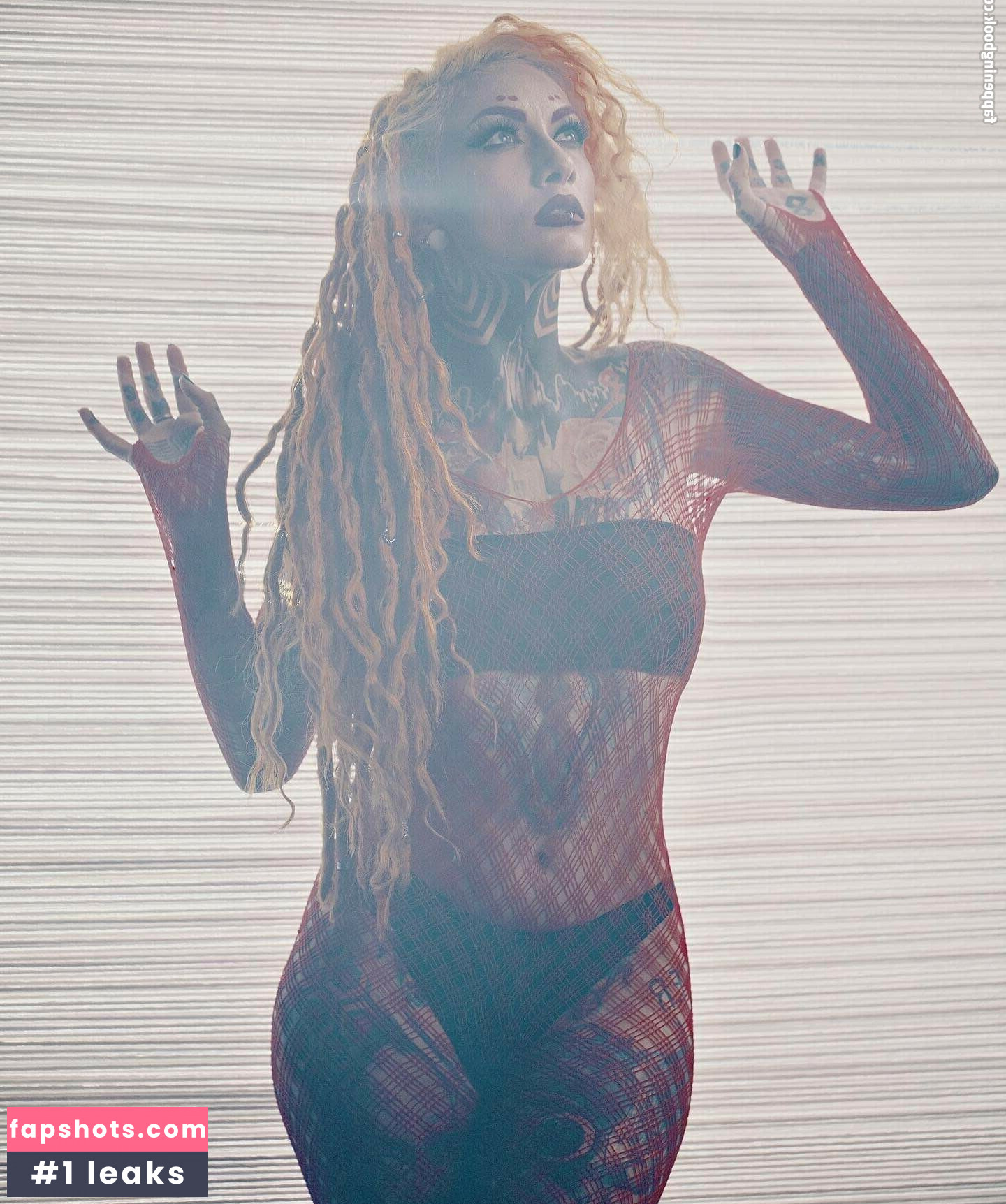 Lena Scissorhands (Infected Rain) Nahé úniky fotek pouze od fanoušků #25 - Fapshots