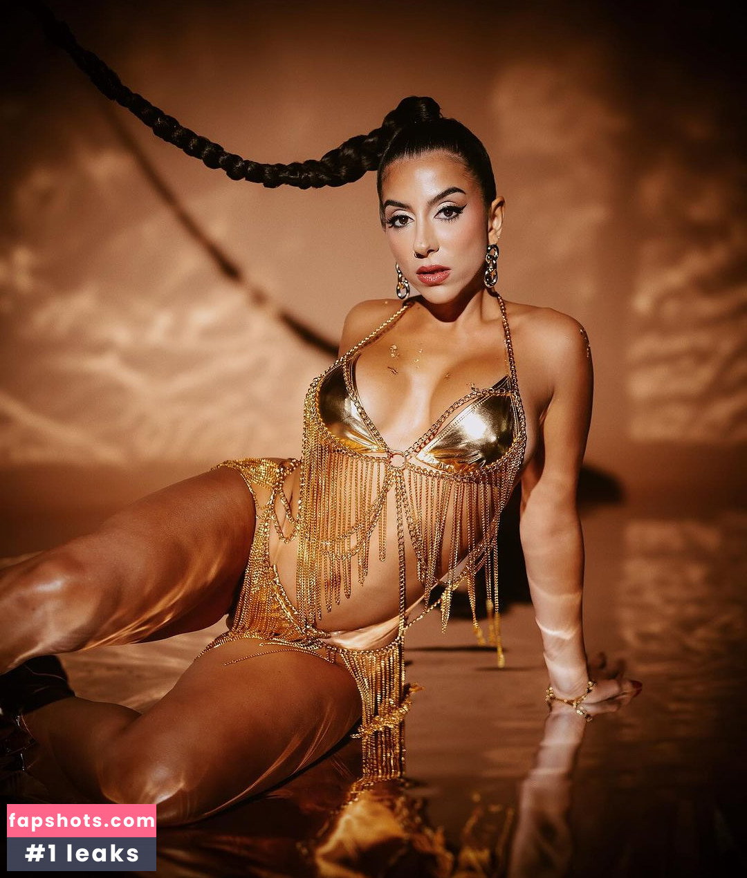 Lena The Plug gallery photo #638