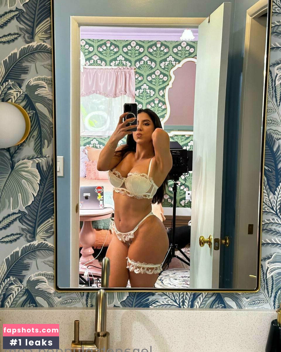 Lena The Plug gallery photo #2482