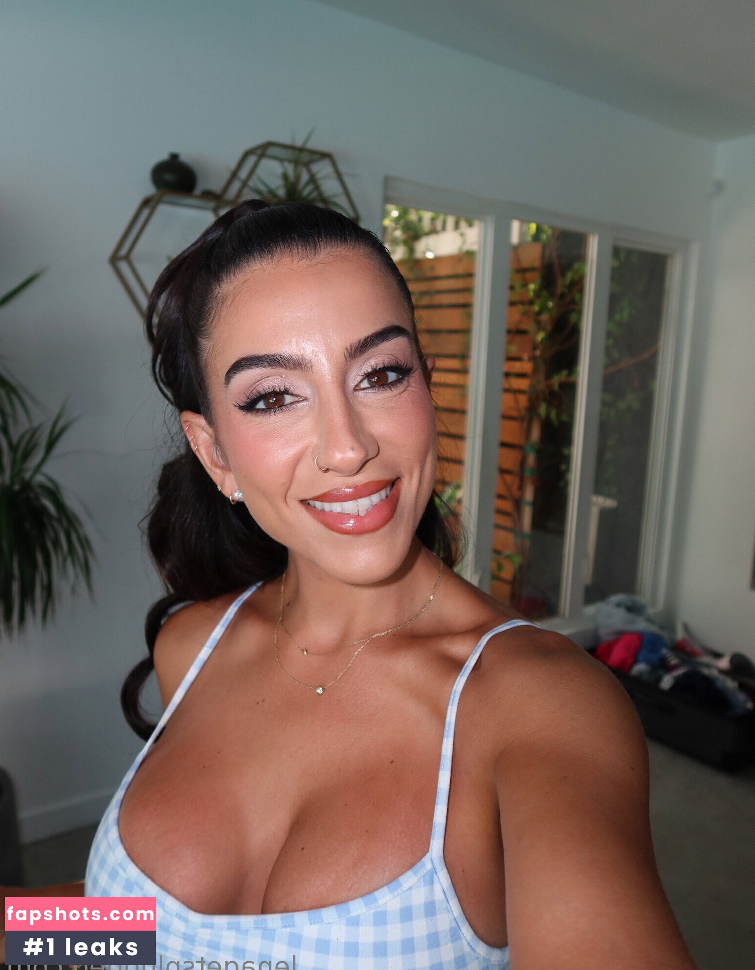 Lena The Plug gallery photo #1543