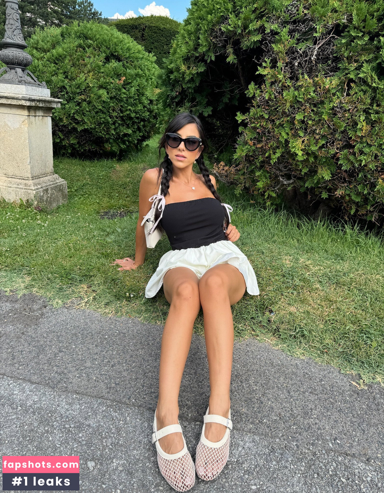 Lena The Plug gallery photo #751
