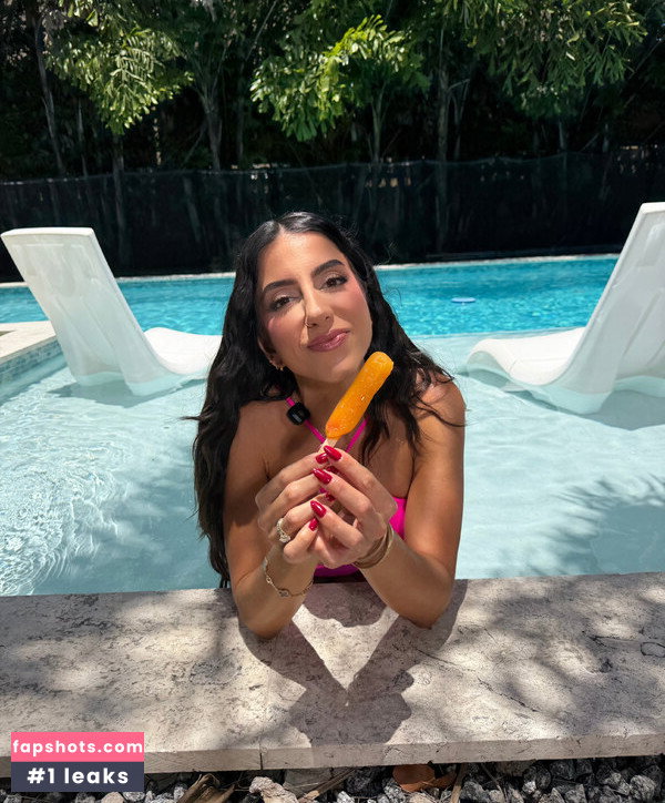 Lena The Plug gallery photo #2034