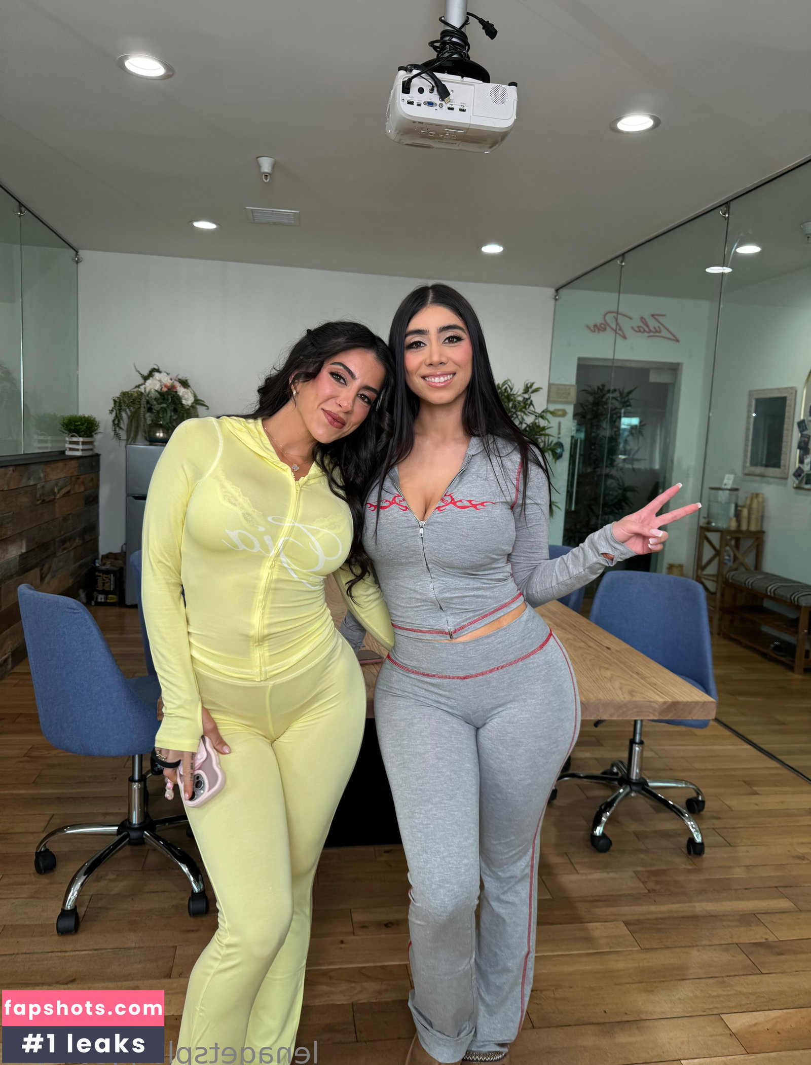 Lena The Plug gallery photo #2182