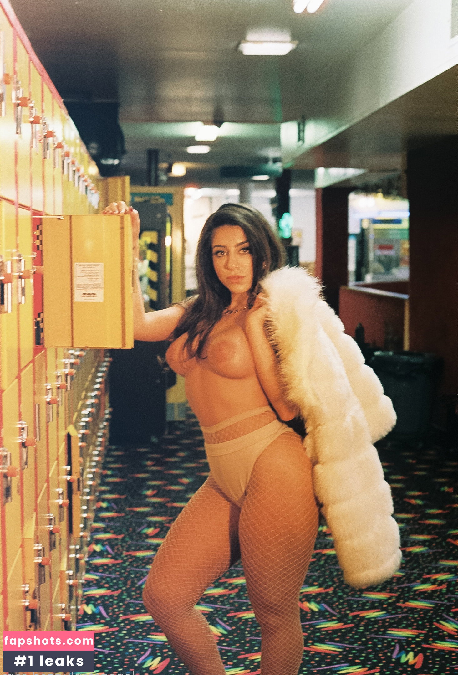 Lena The Plug gallery photo #1647