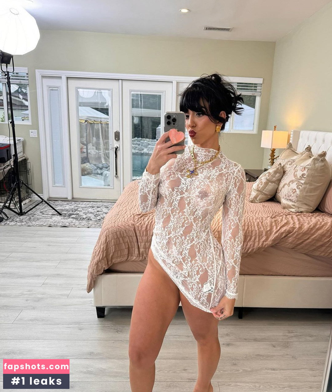 Lena The Plug gallery photo #497