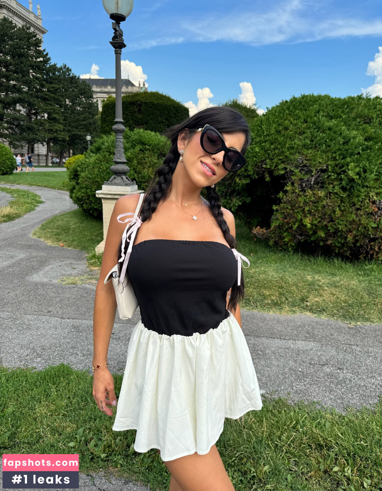 Lena The Plug gallery photo #810