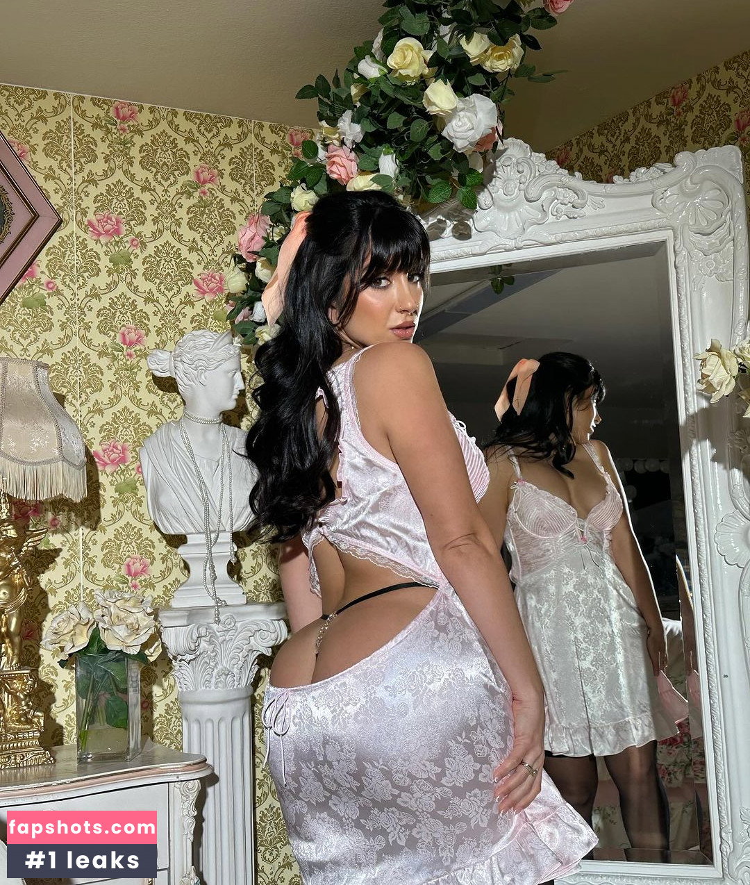 Lena The Plug gallery photo #2159