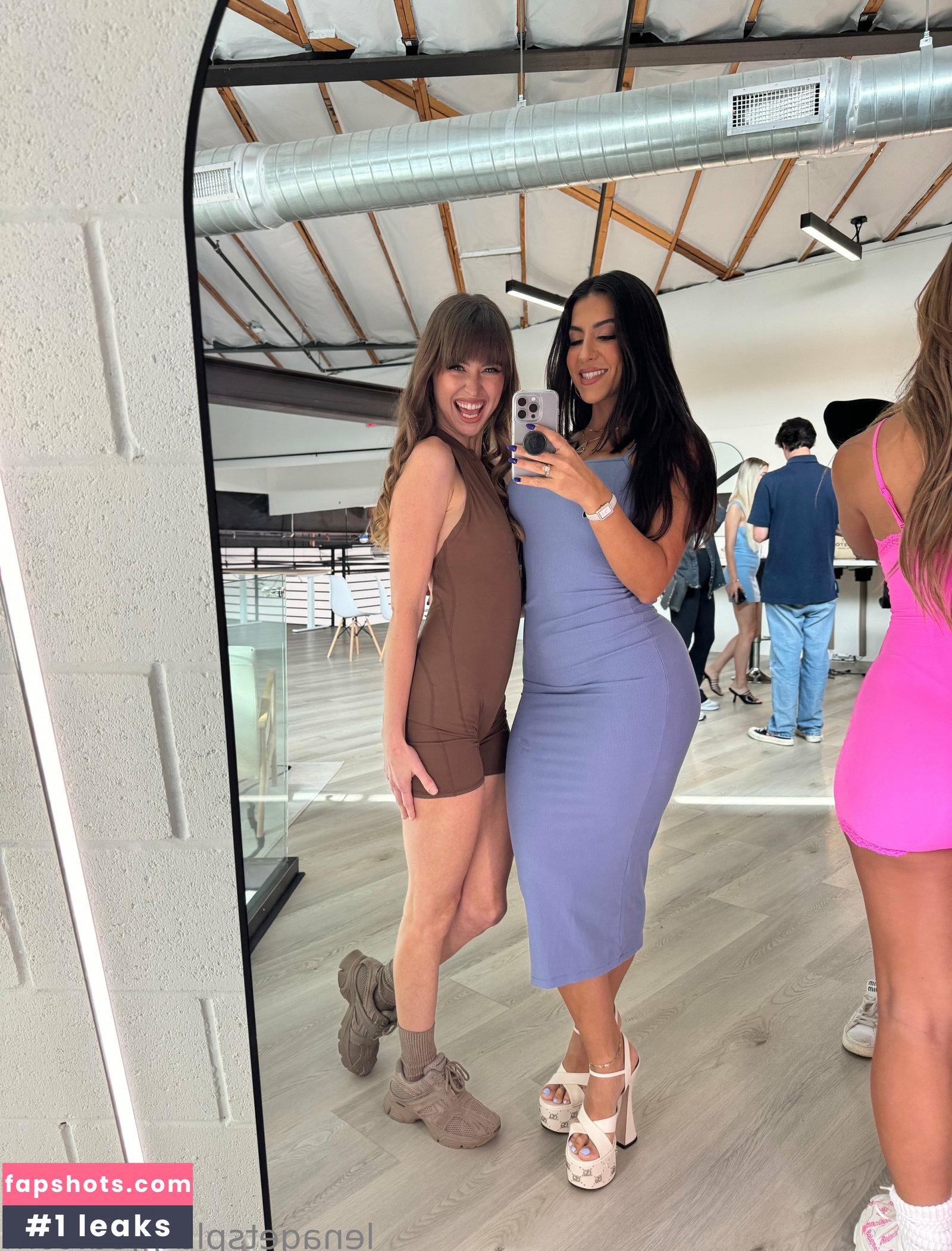 Lena The Plug gallery photo #3051