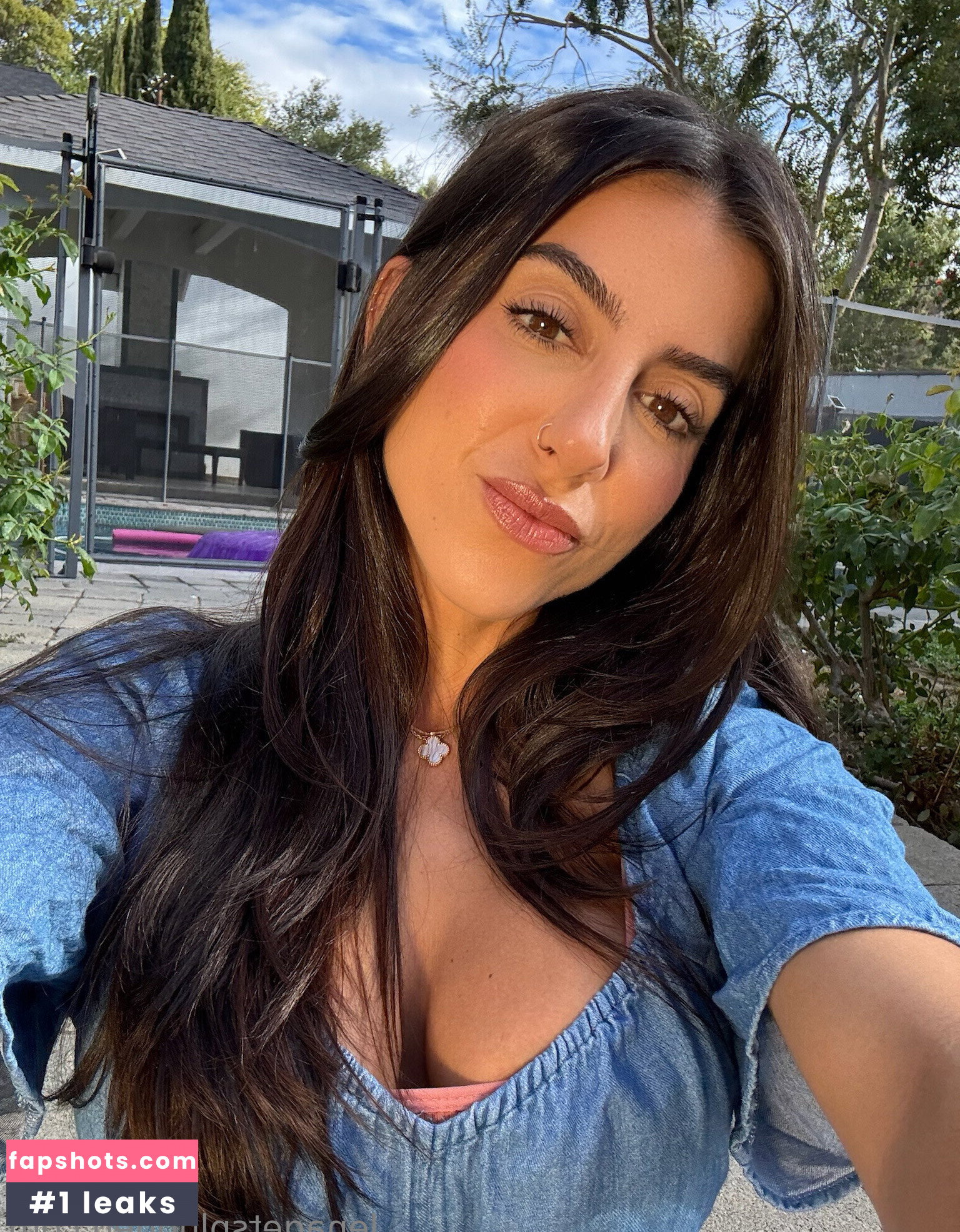 Lena The Plug gallery photo #49