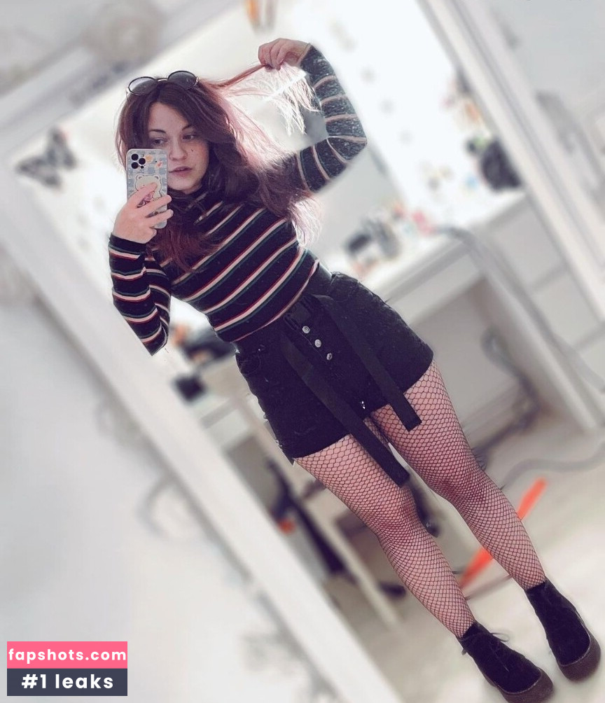 Lena Vanille gallery photo #12