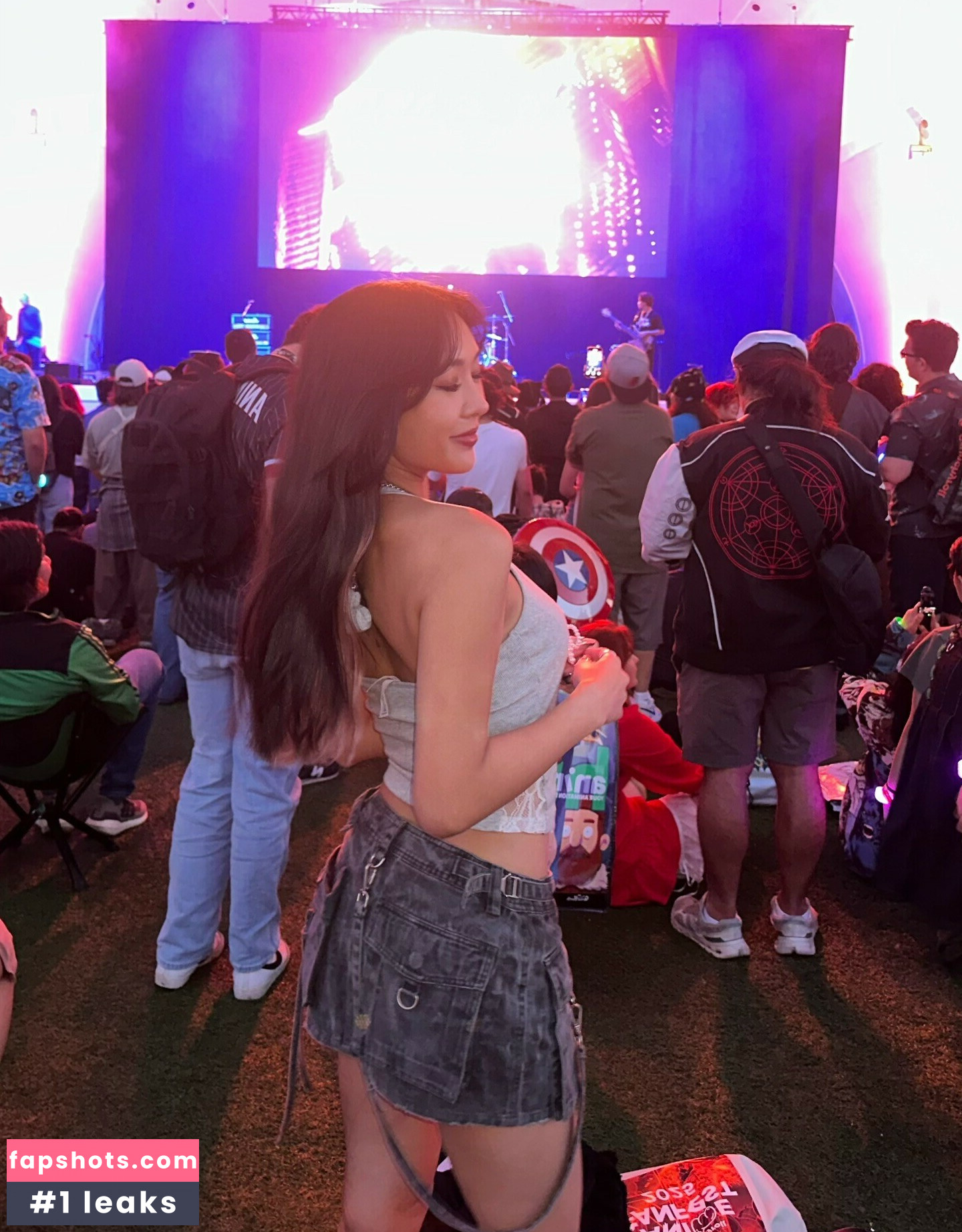 Lenalemon gallery photo #12