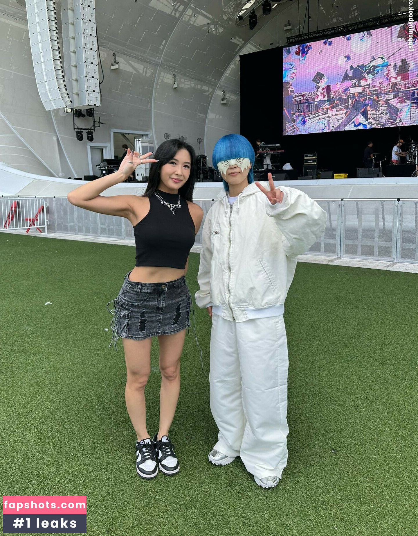 Lenalemon gallery photo #17