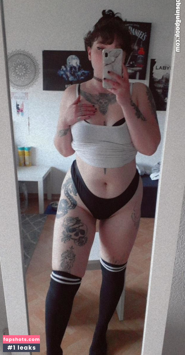 Lenaofficial gallery photo #6