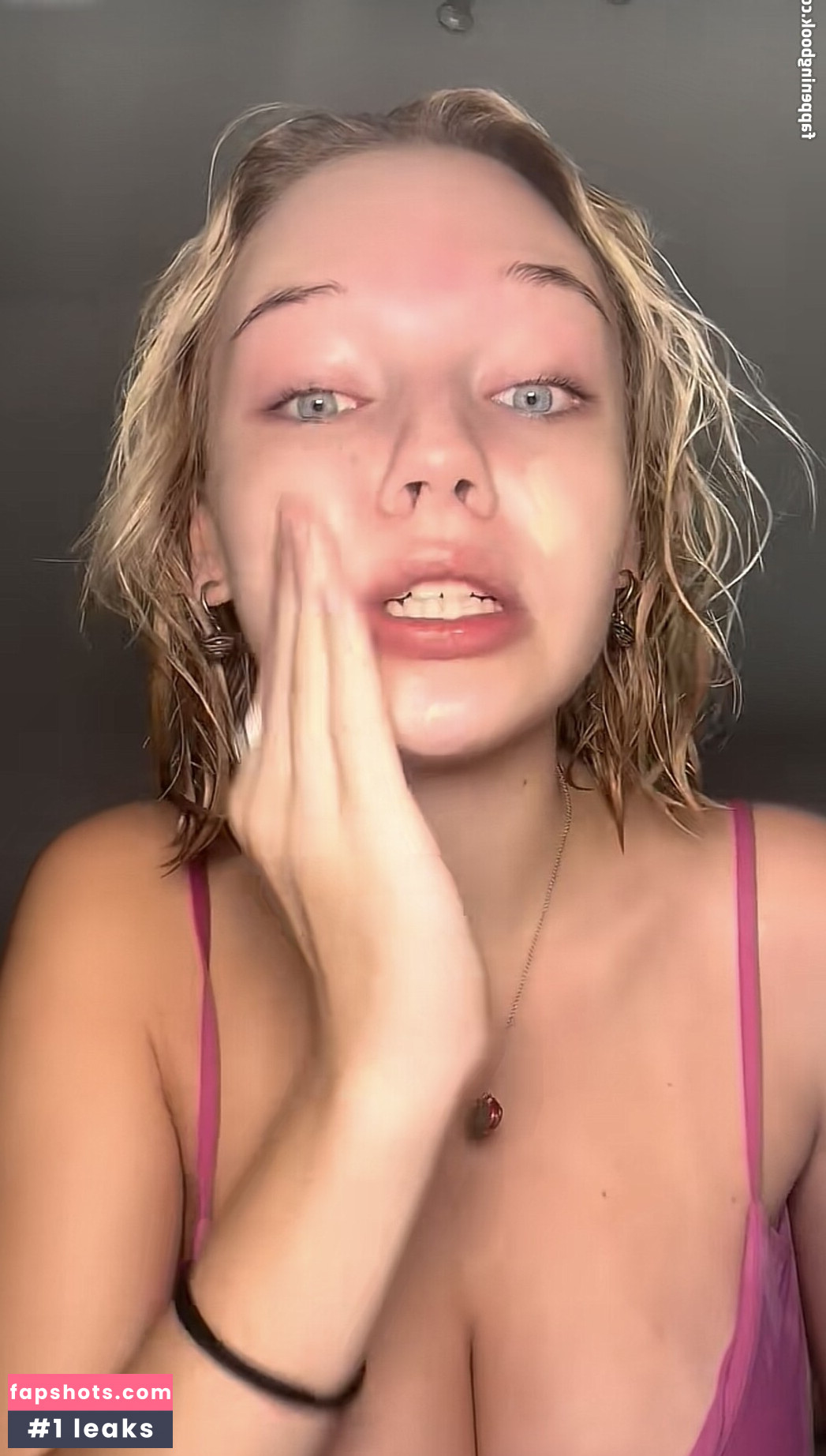 Leni Bahr Nude Leaks OnlyFans Photos #8 - LeakJerk