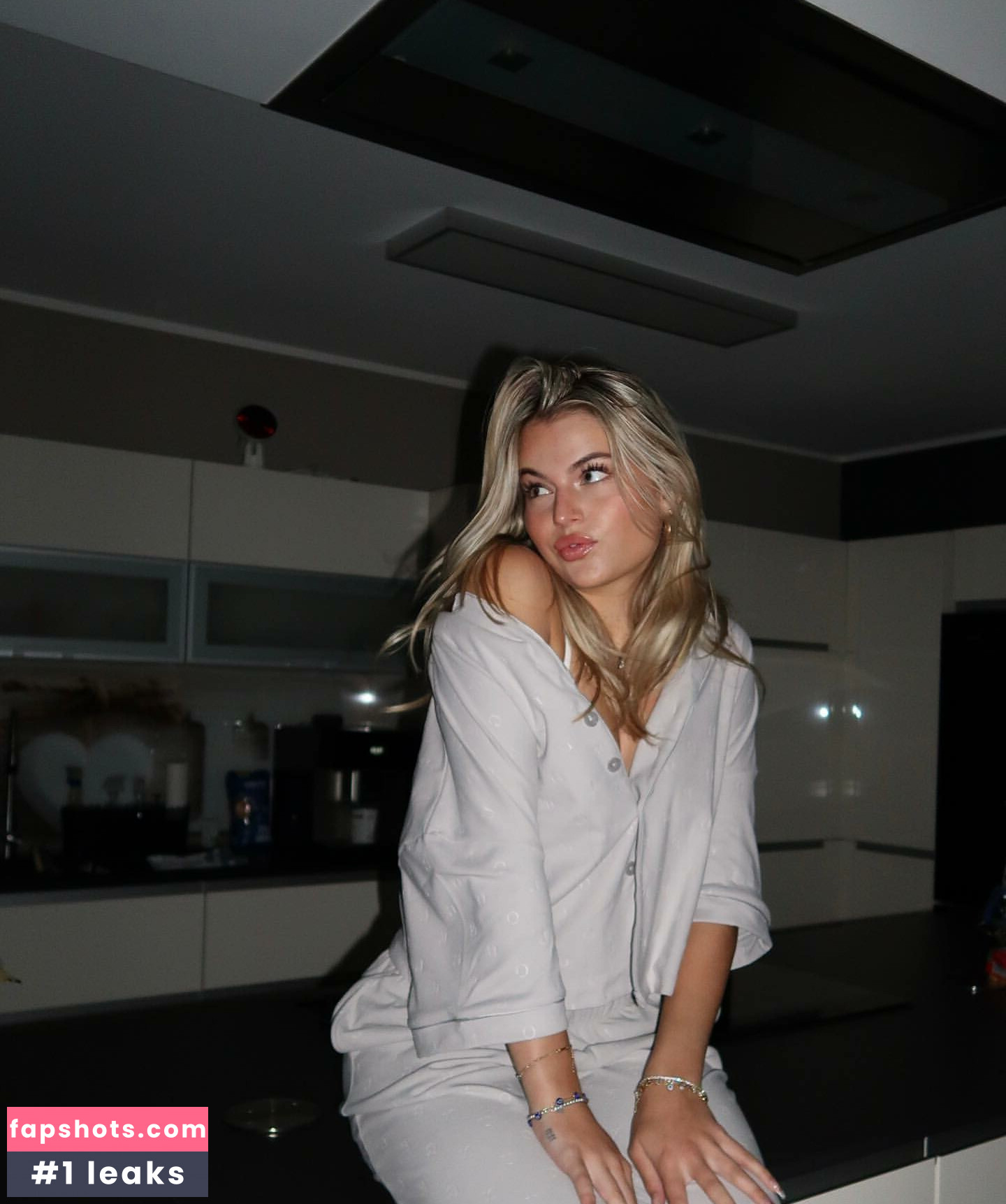 Leni Pieckenhagen Nude Leaks OnlyFans Photos #33 - LeakJerk