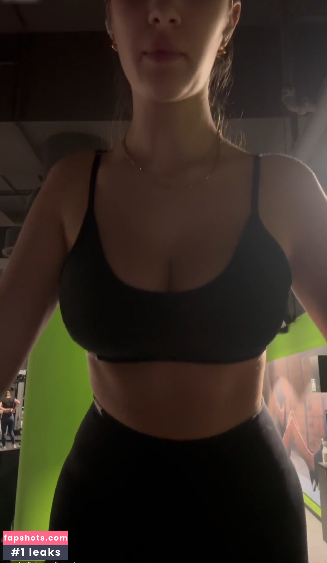 Leni_pntr gallery photo #7