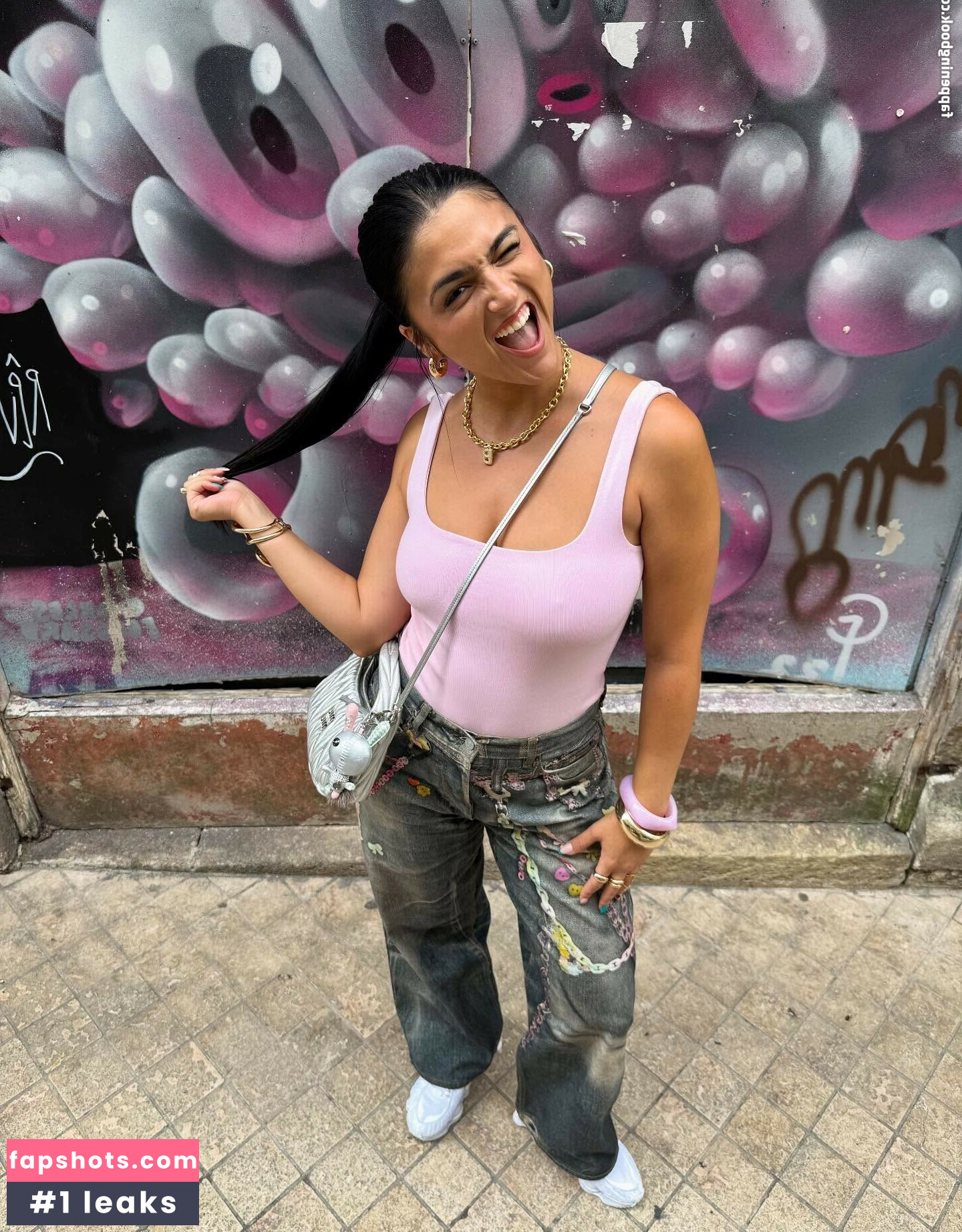 Lenna Vivas gallery photo #9