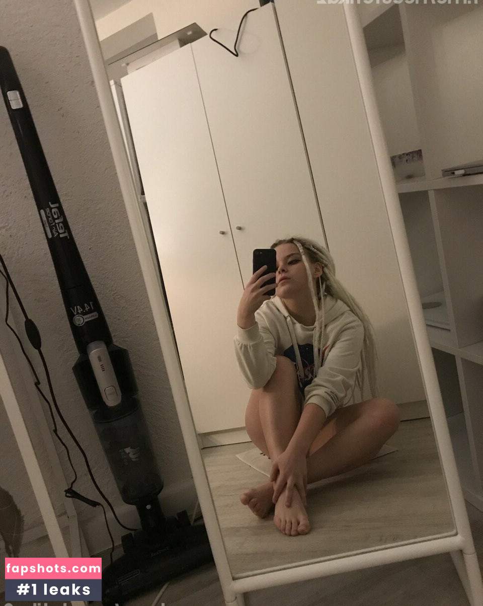 Lenny Bright gallery photo #68