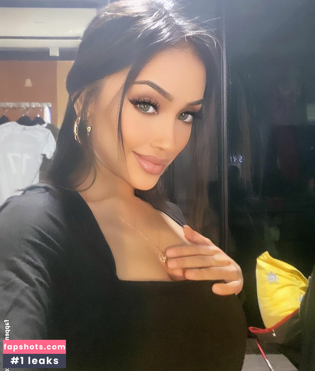 Lenny Emelda gallery photo #6