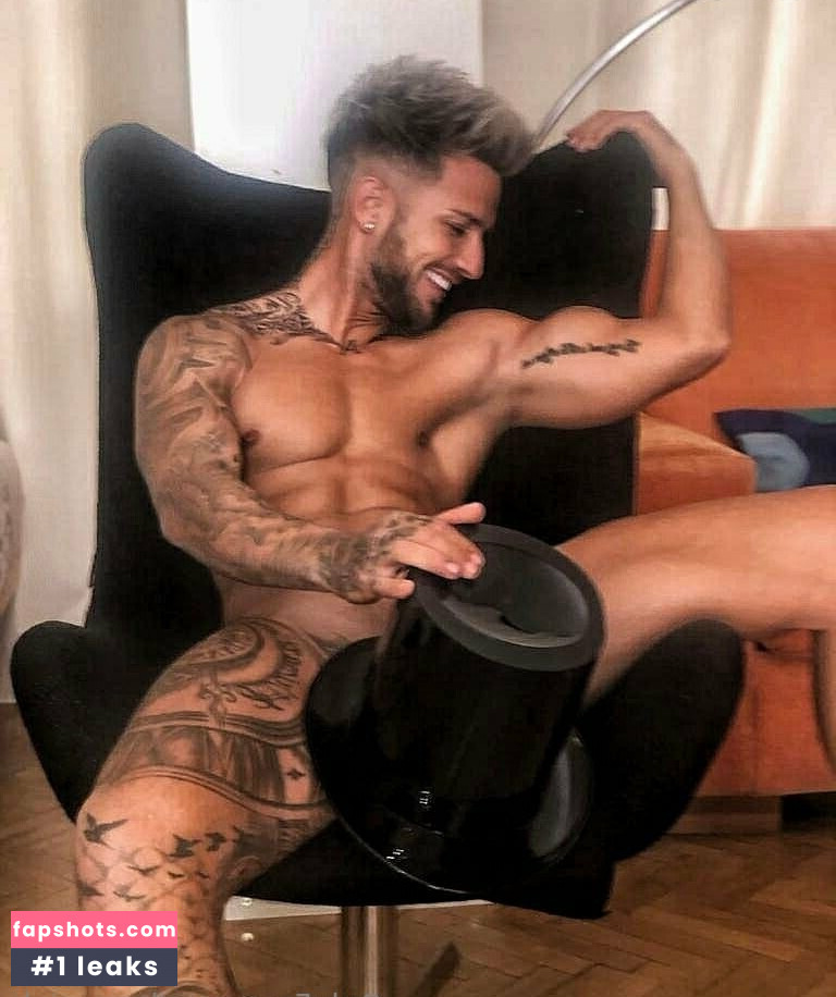 leon_giok Filtración Desnuda OnlyFans Foto #9 - Fapshots