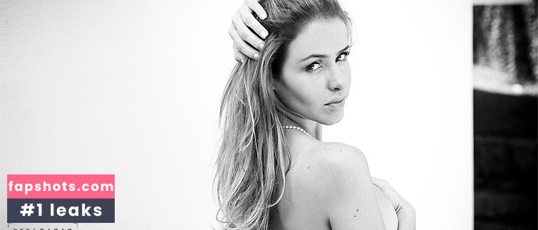 Leona Cavalli gallery photo #12