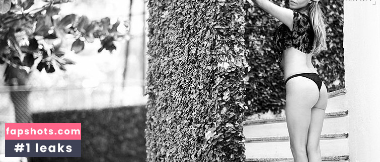 Leona Cavalli nude babe gallery