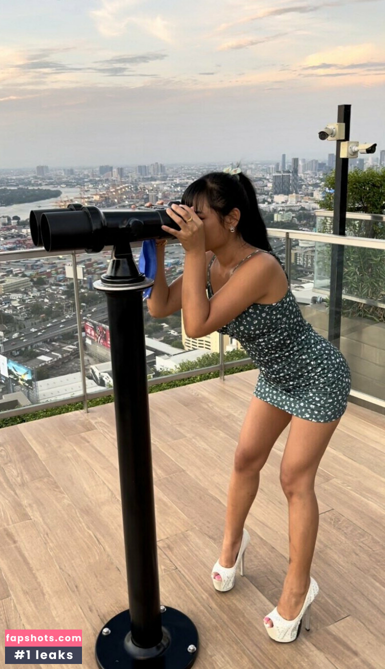 Leona Thai gallery photo #3