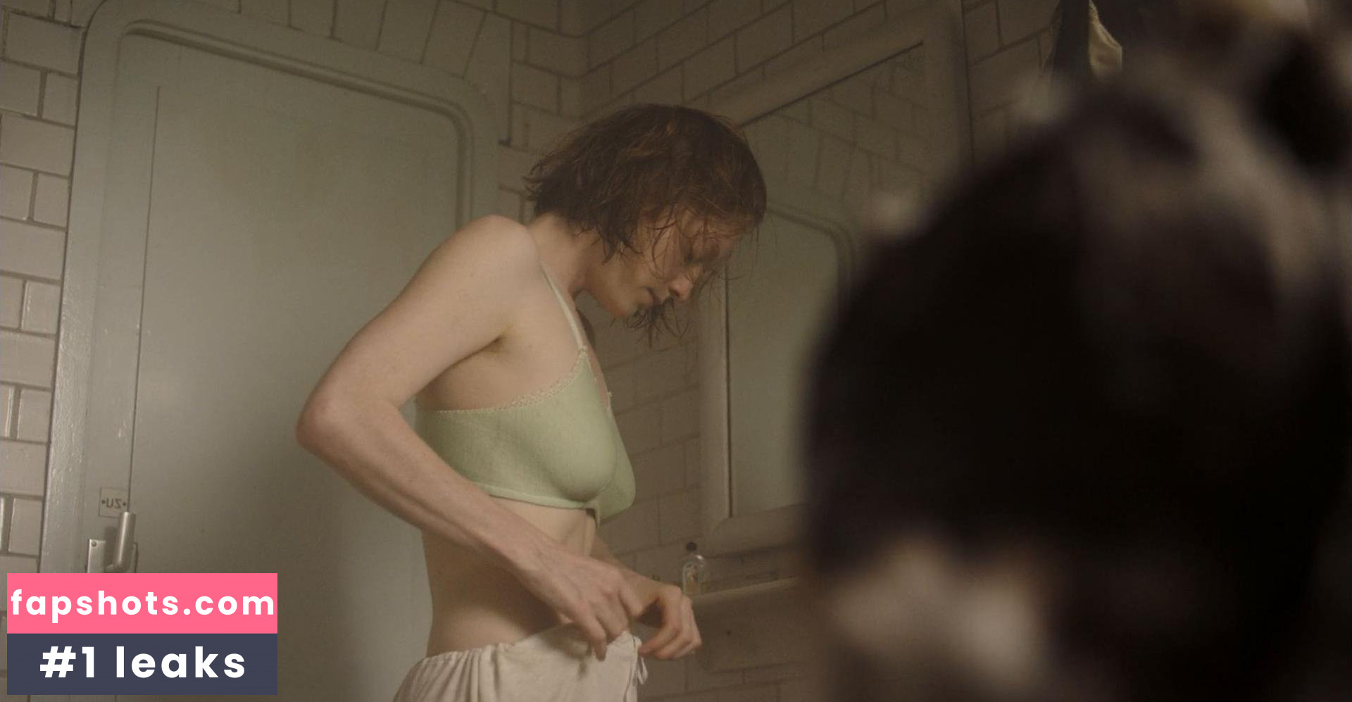 Leonie Benesch gallery photo #9