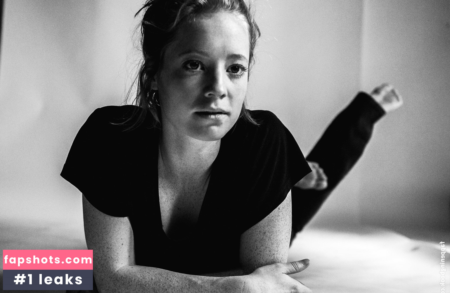 Leonie Benesch gallery photo #10