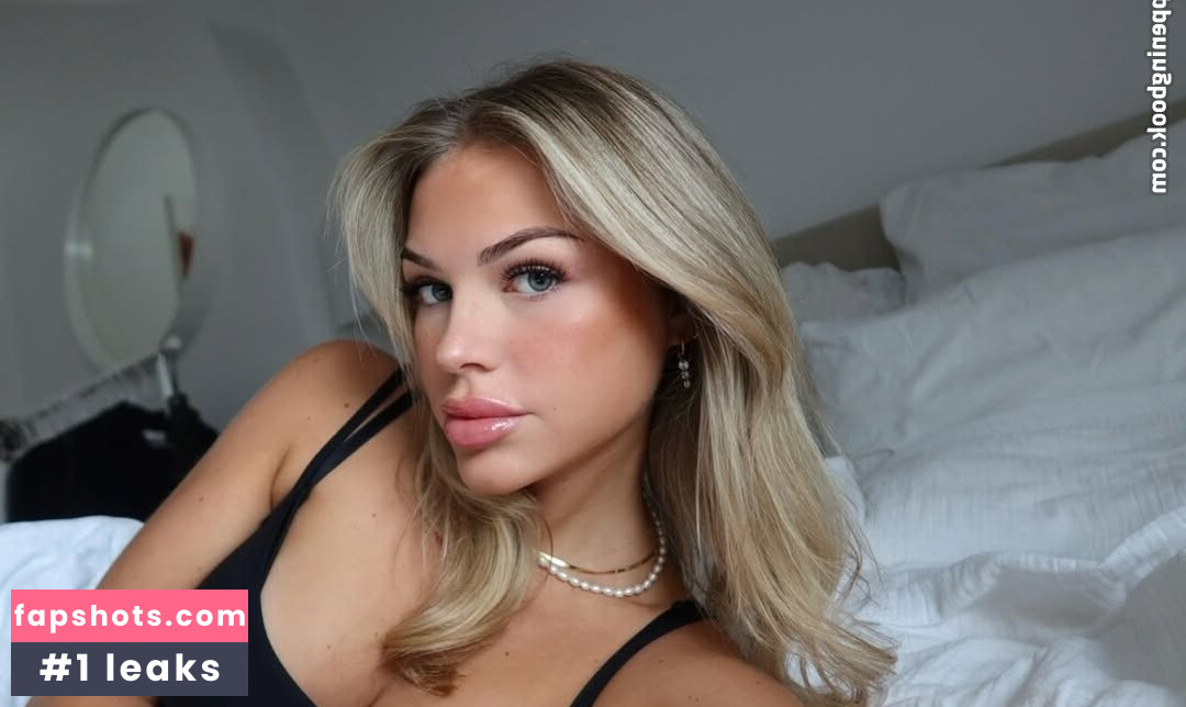 Leonie_brrr gallery photo #2