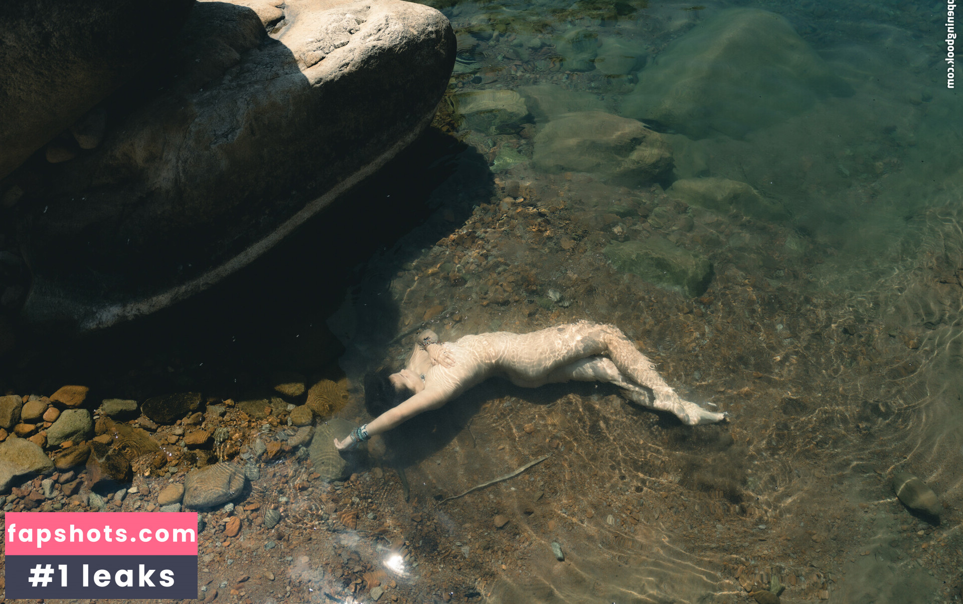 Leonie Buchegger Nahé úniky fotek pouze od fanoušků #17 - Fapshots