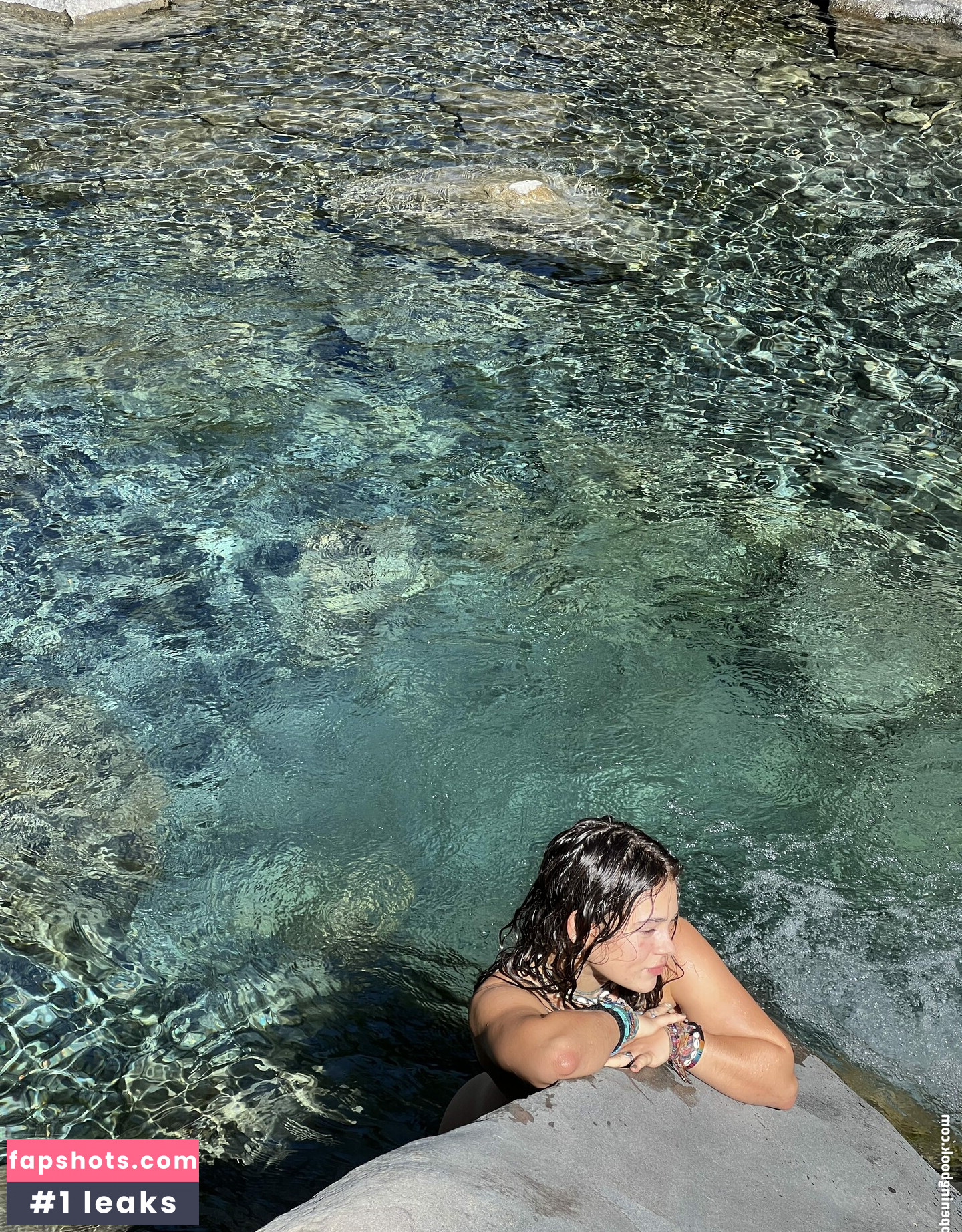 Leonie Buchegger Nahé úniky fotek pouze od fanoušků #5 - Fapshots