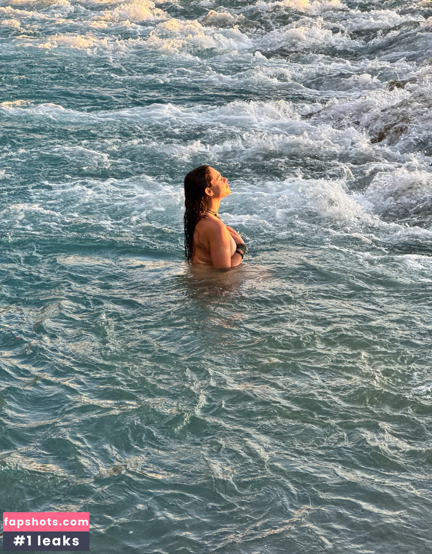 Leonie Buchegger Nahé úniky fotek pouze od fanoušků #6 - Fapshots