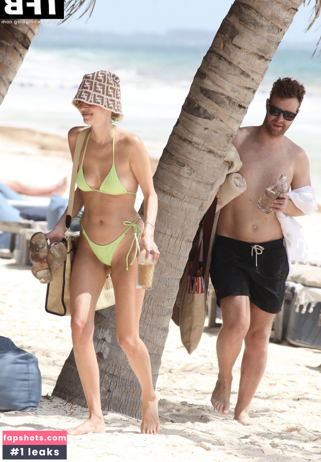 Leonie Hanne gallery photo #232