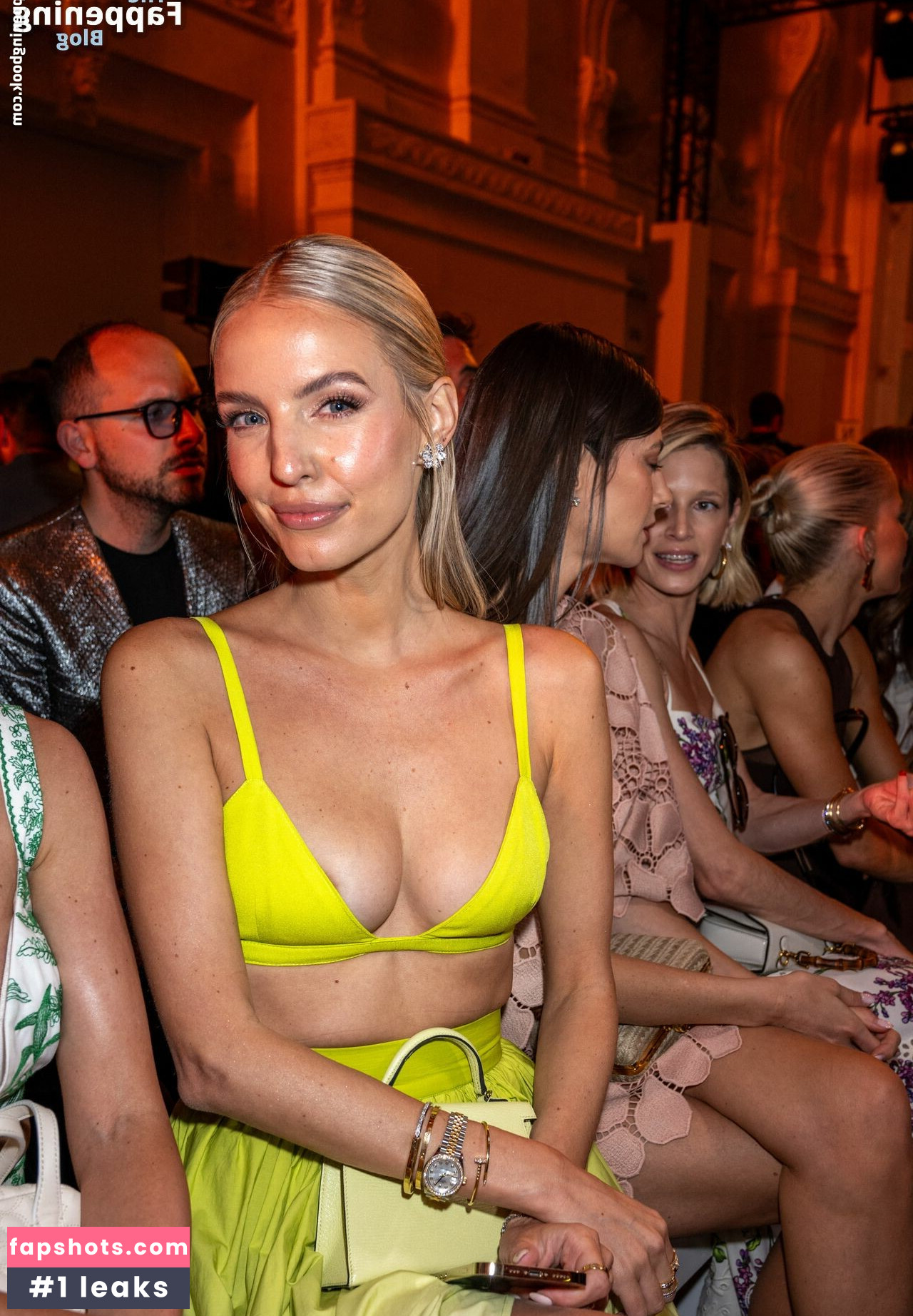 Leonie Hanne gallery photo #64