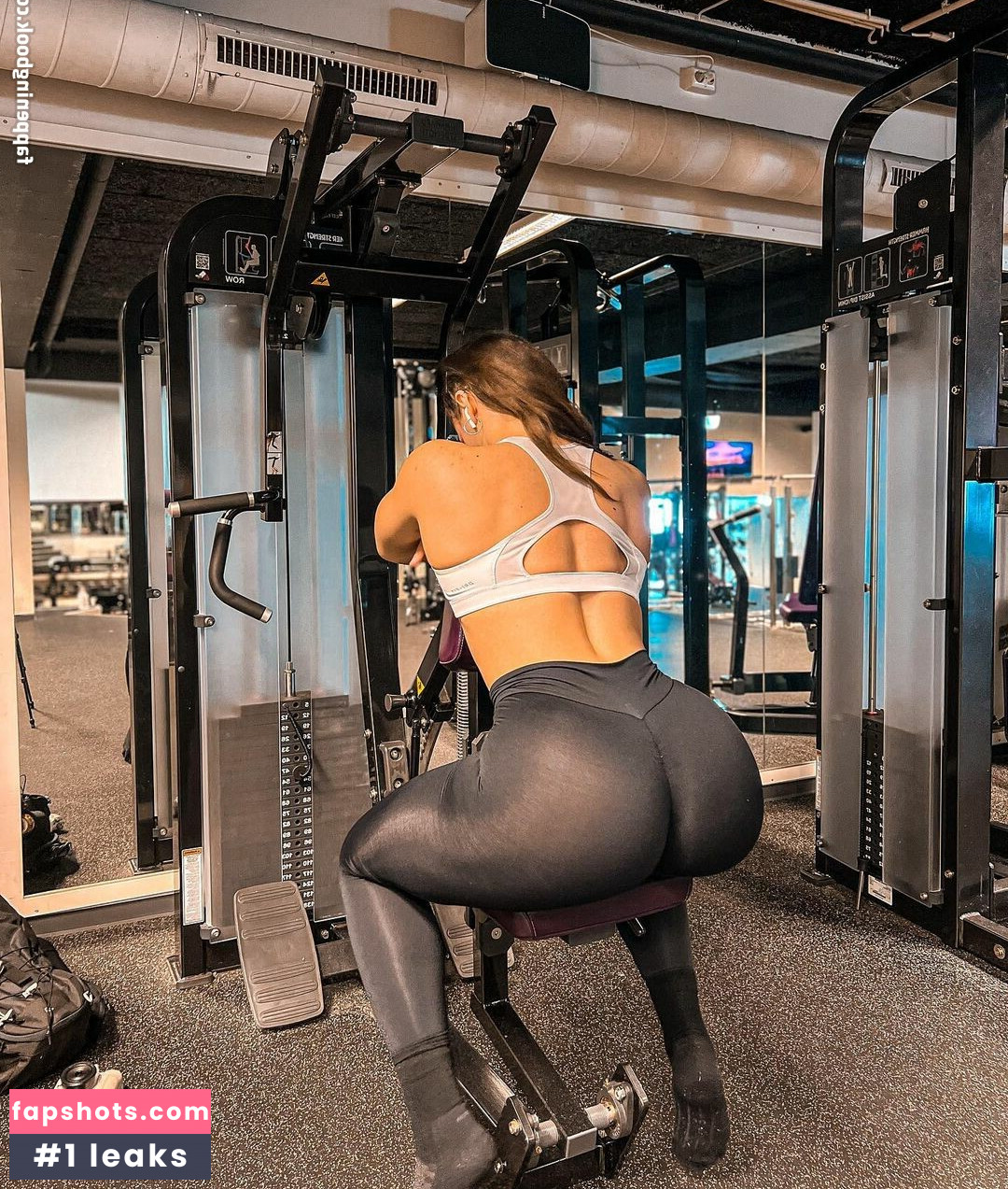 Leonie Kommoss gallery photo #109