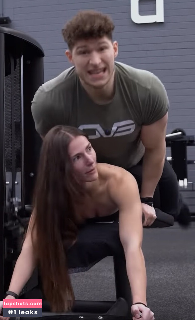 Leonie Kommoss gallery photo #39