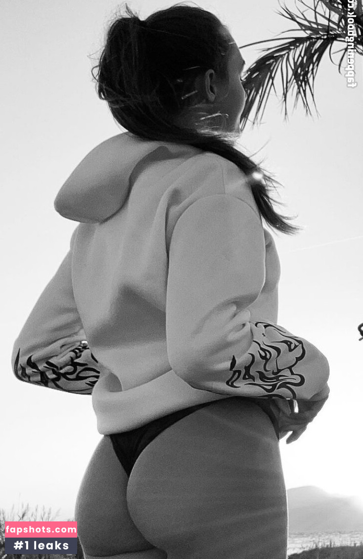 Leonie Treiber gallery photo #7