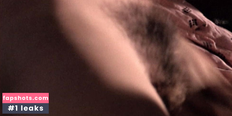 Leonora Fani gallery photo #3