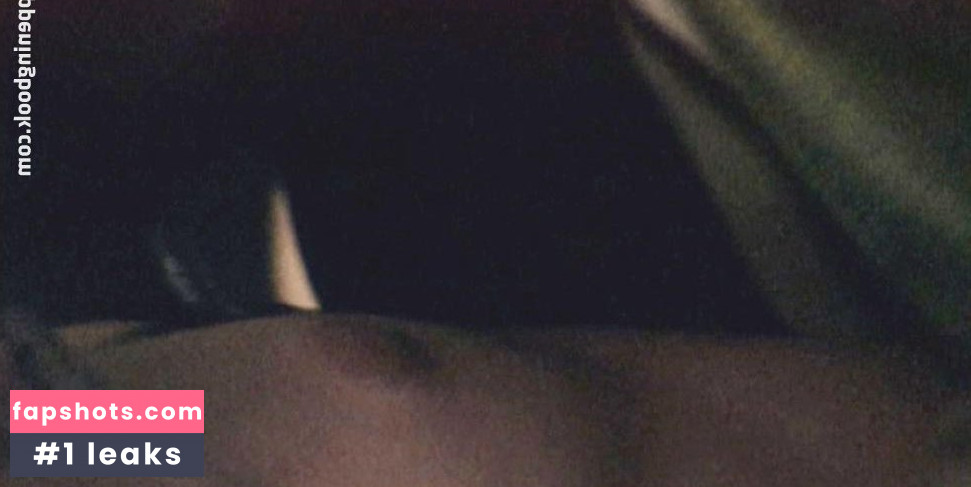 Leonora Fani gallery photo #7