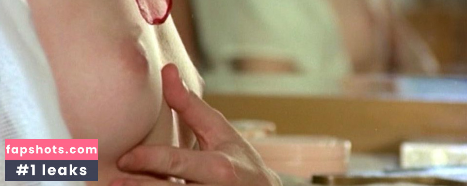 Leonora Fani gallery photo #10