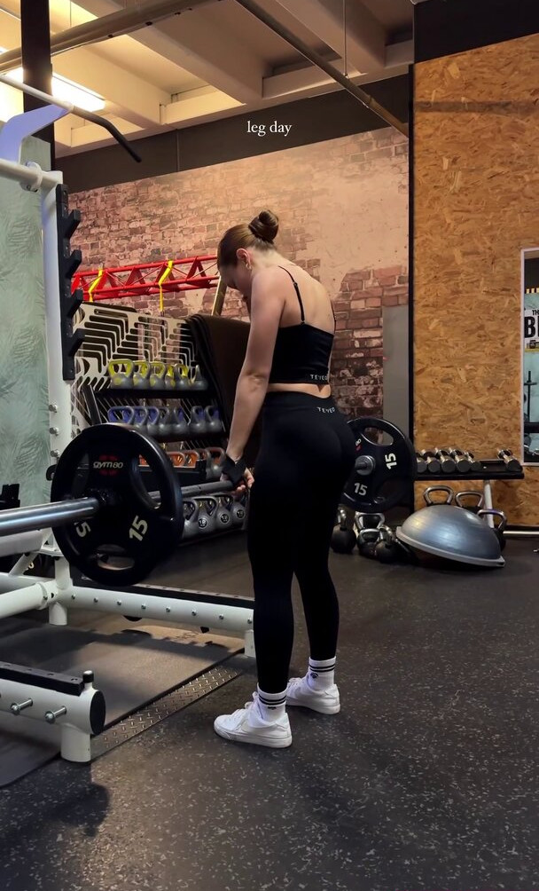 leoobalys gallery photo #731