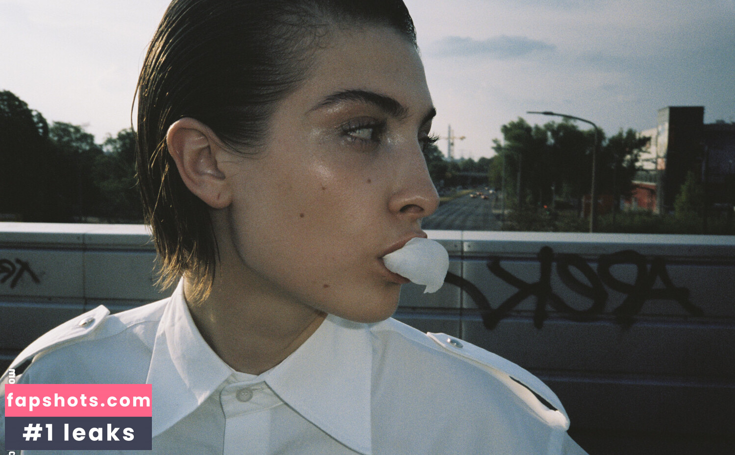 Lera Abova gallery photo #21