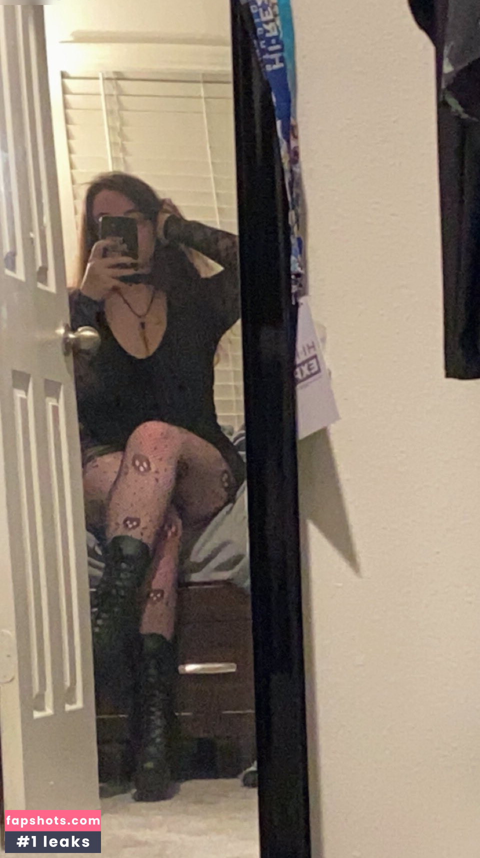 LermyWermy gallery photo #3