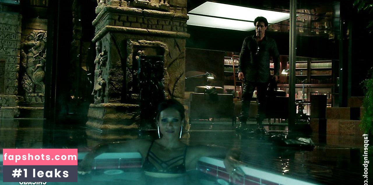 Lesley-Ann Brandt gallery photo #40