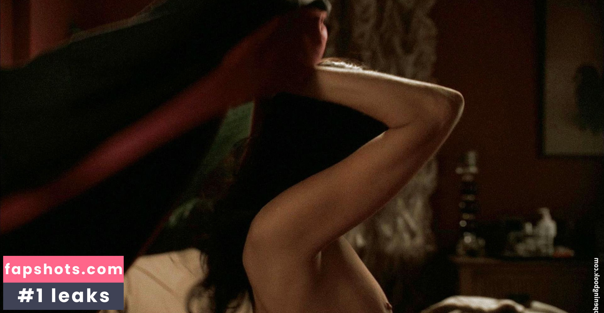 Leslie Bega gallery photo #23