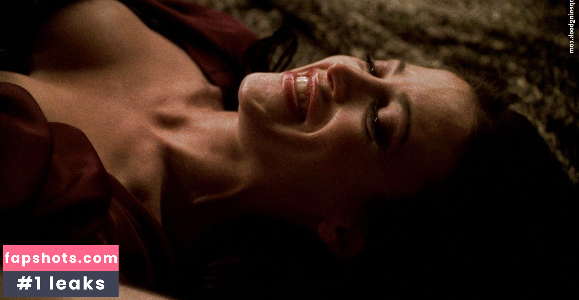 Leslie Bega gallery photo #27