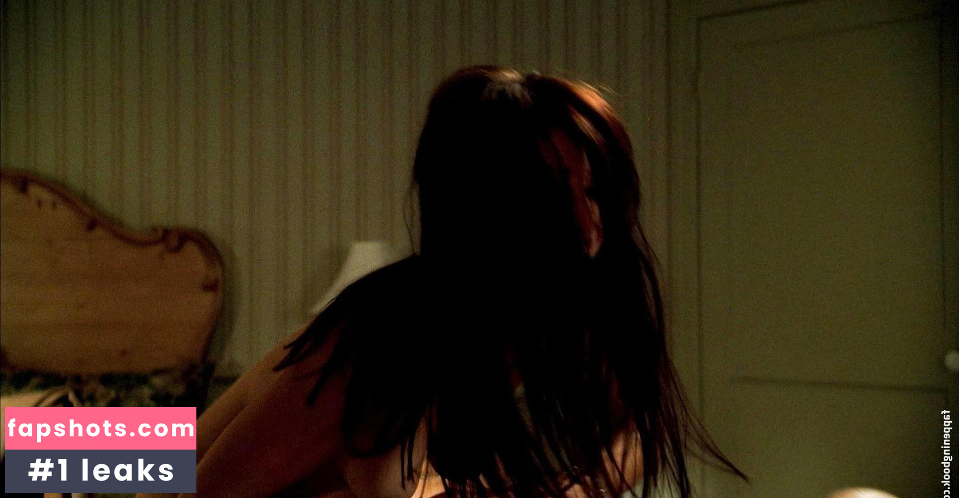 Leslie Bega gallery photo #30